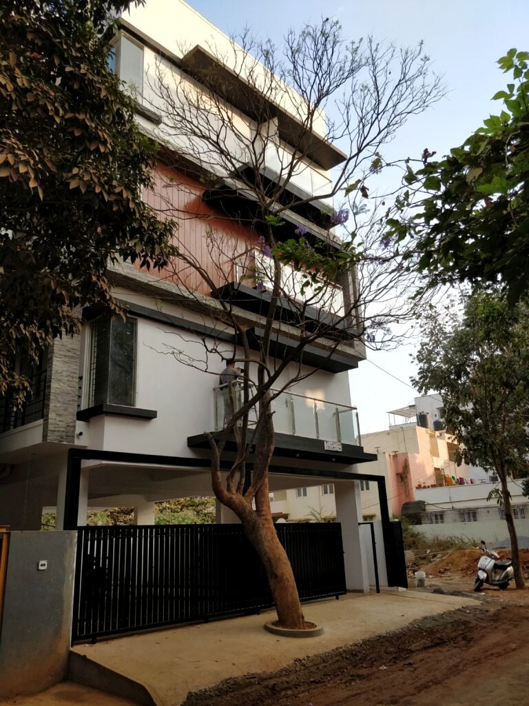 R A Residency — photograph 2